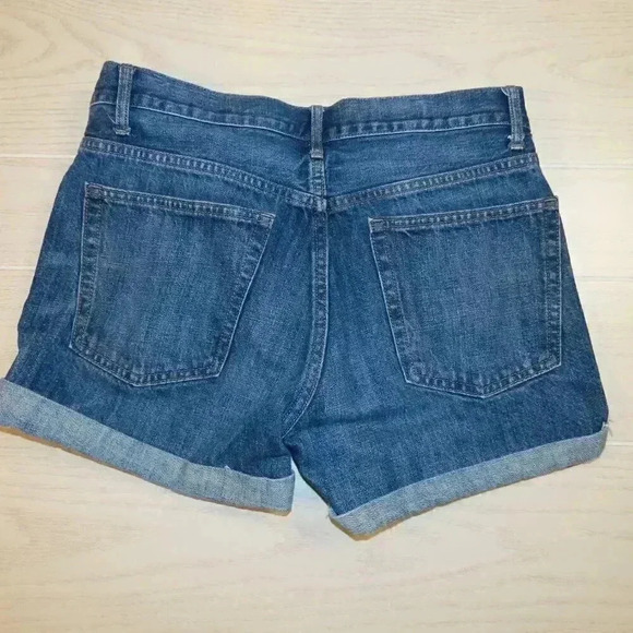 Gap 1969 sexy boyfriend denim Jean shorts Size 26 - Picture 3 of 8